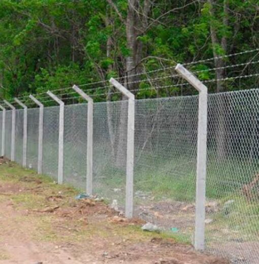 POSTE PARA CERCOS CON ALAMBRE PÚA
